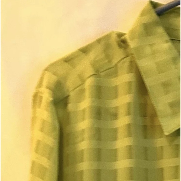 Liz Baker Women's Lime Green Long Sleeve Blouse Size 18 EUC Sheer - Picture 3 of 10